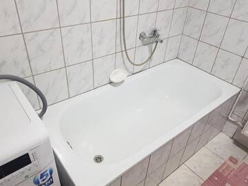 Фото номера Дом с 8 спальнями Дома для отпуска Erőss Kulcsosház г. Lăzarea 49